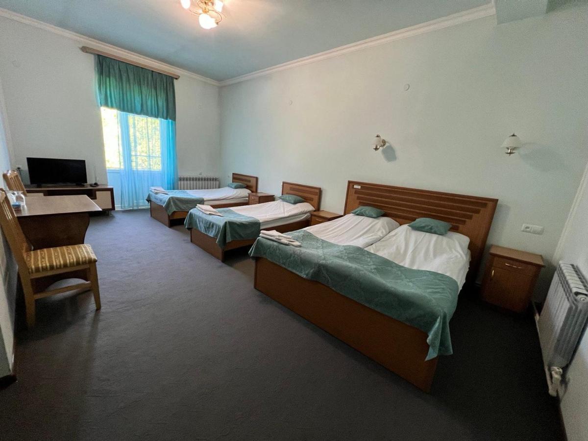 Hotel Mthnadzor Goris Exteriér fotografie