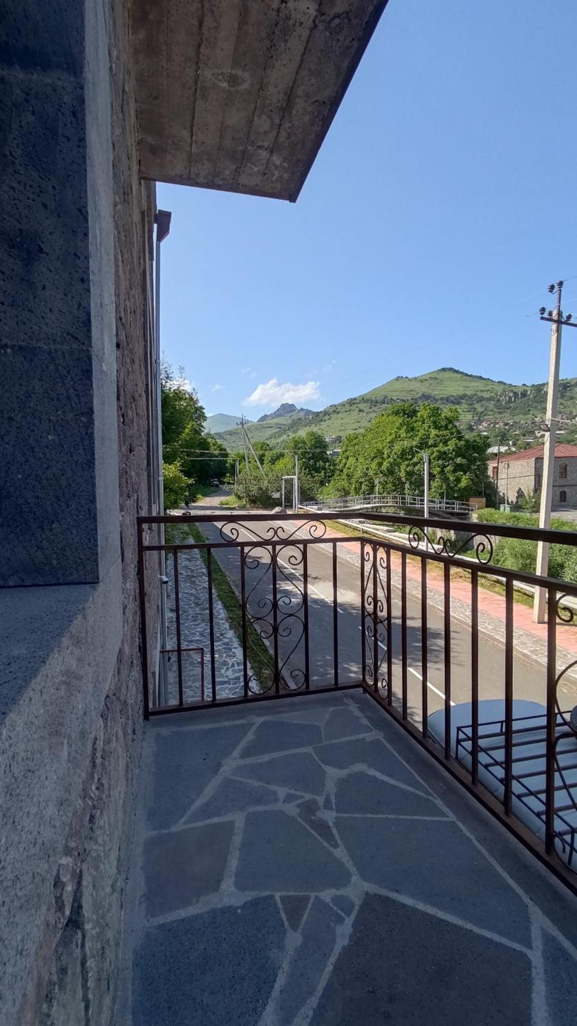 Hotel Mthnadzor Goris Exteriér fotografie
