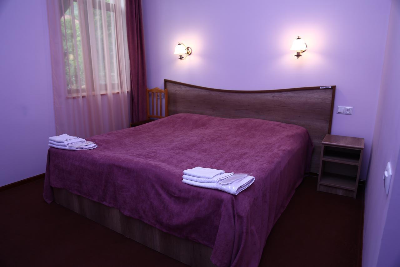 Hotel Mthnadzor Goris Exteriér fotografie